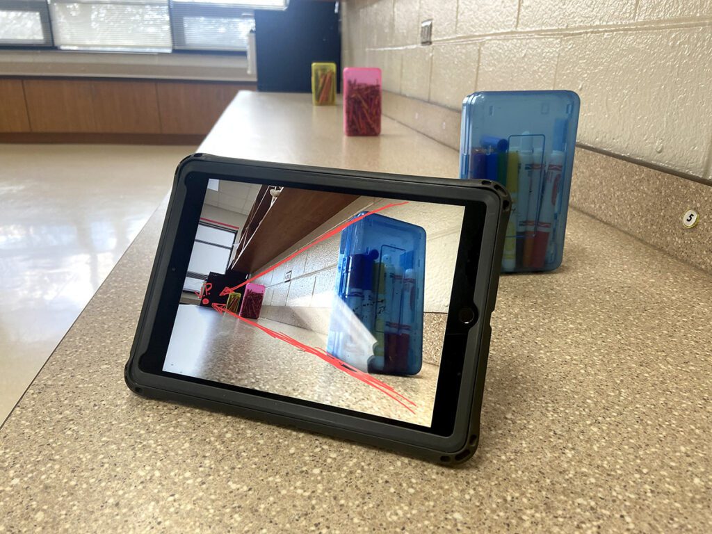 annotating photo with lines